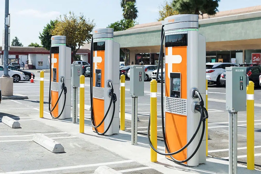 90KW CCS2 DC charger station