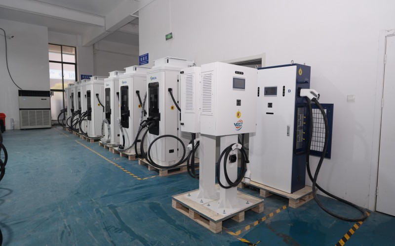 MIDA 400KW DC Charger and V2G Charger Lineup