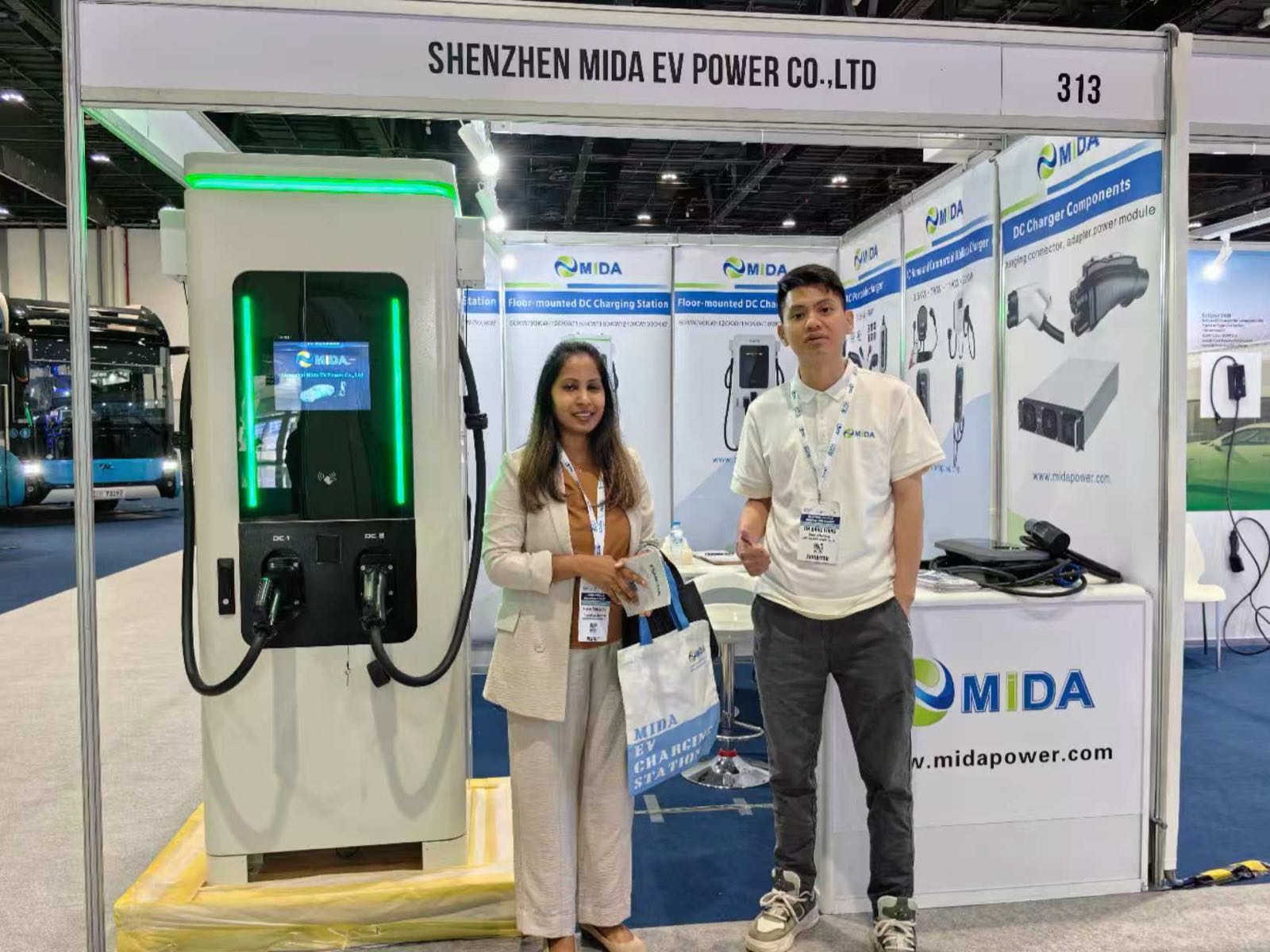 MIDA_CCS2_EV_Charger_Russia_EV_Exhibition_2025_2