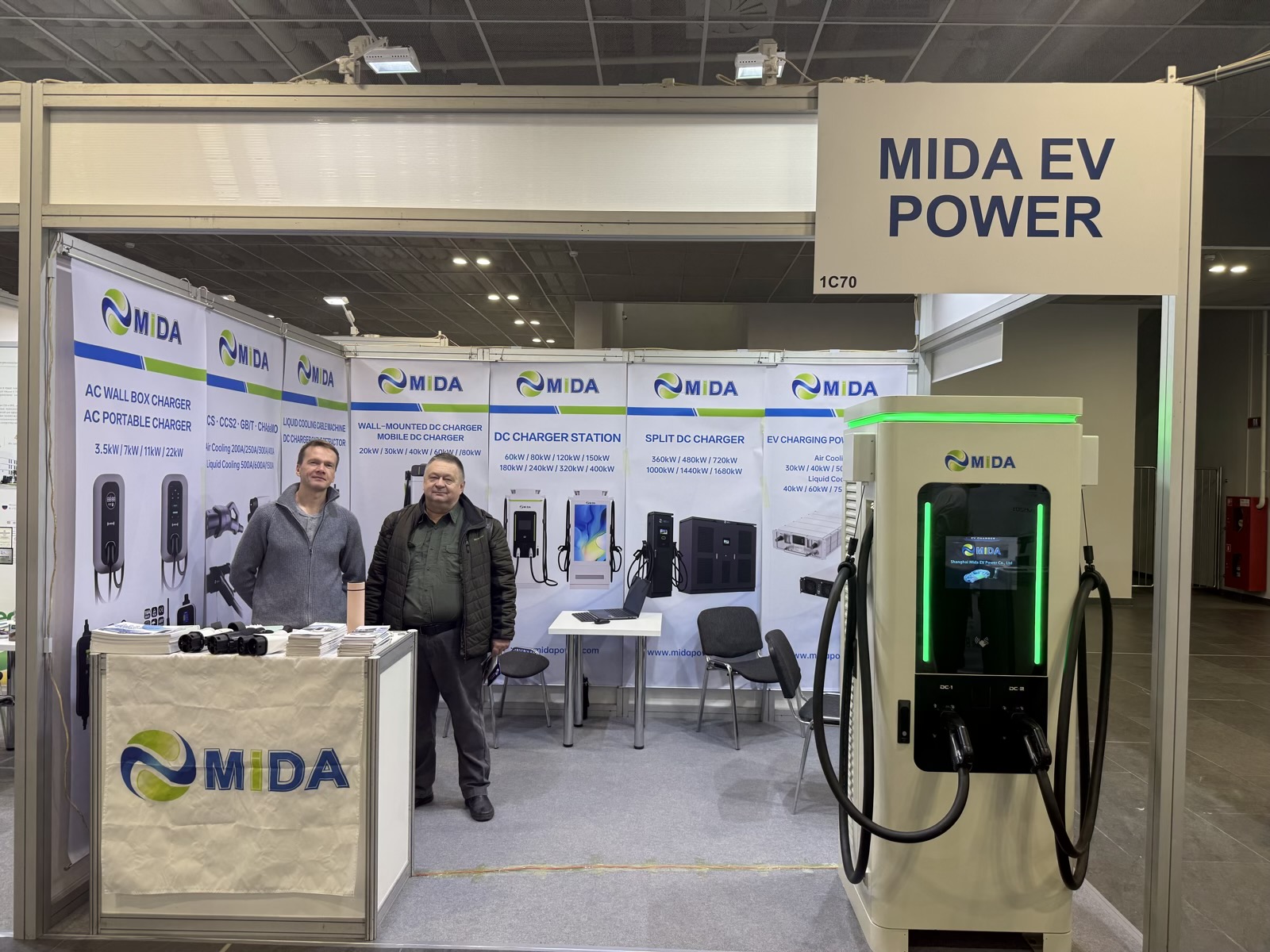 MIDA_DC_Fast_Charger_Renwex_Russia_Exhibition_2024_Apr_6 2