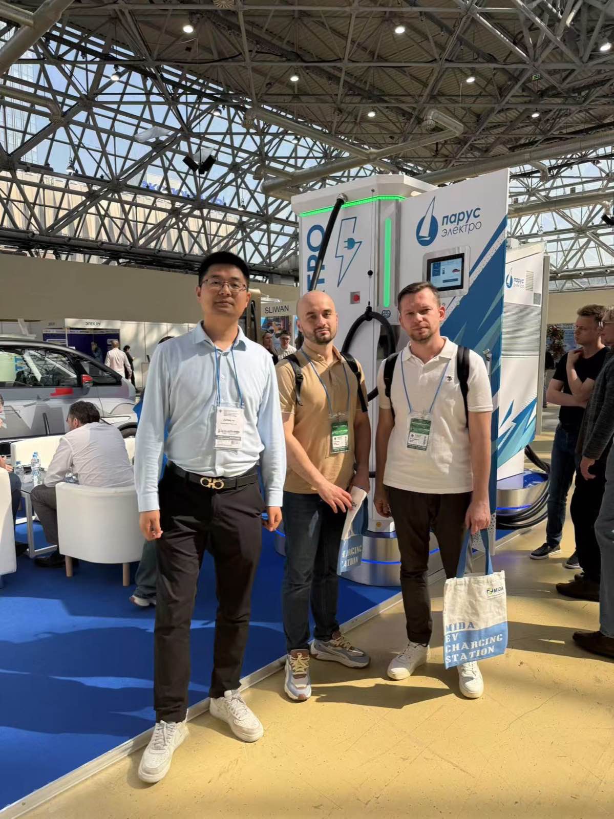 MIDA_DC_Fast_Charger_Russia_EV_Exhibition_2025_10