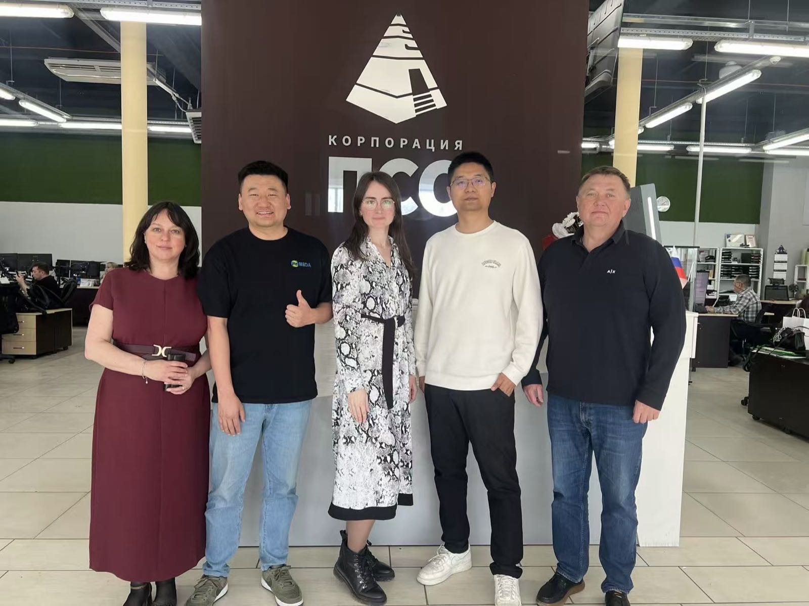 MIDA_NACS_EV_Connector_Renwex_Russia_Exhibition_2024_Apr_1